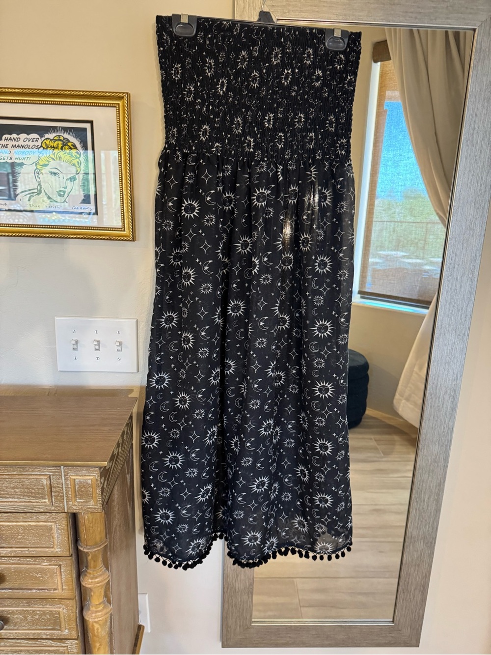 Source Unknown Black & White Sun/Moon/Stars Motif Swim Coverup